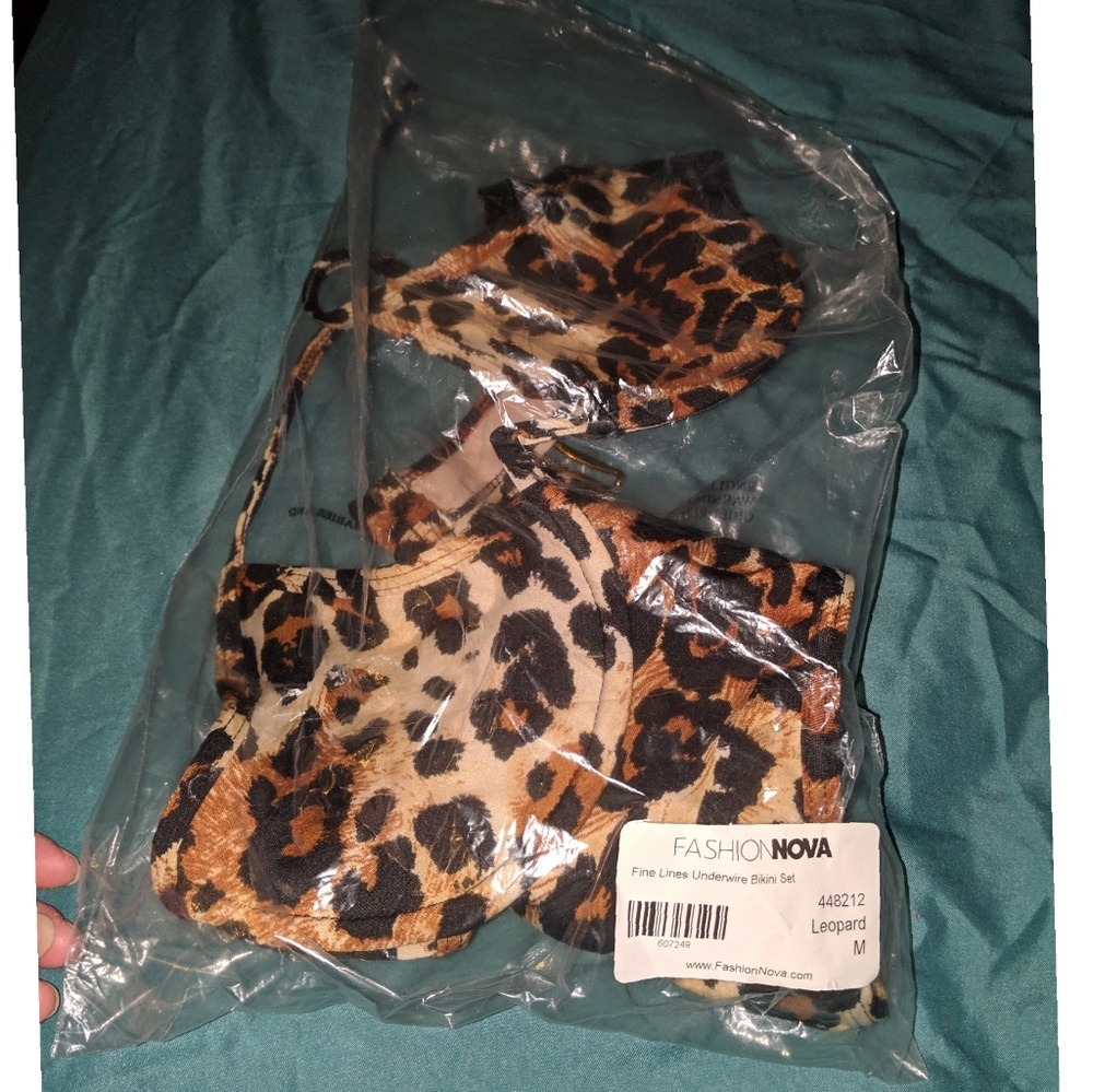 NWT Cheetah Print Cheeky Underwire Bikini Sold Out - Picture 4 of 6